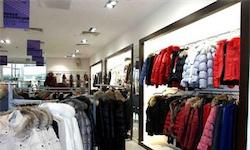 Госконтроль Беларуси обнаружил нехватку одежды для полных и богатых