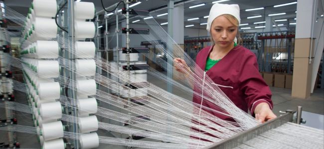 Зарплата в производстве текстильных изделий выросла