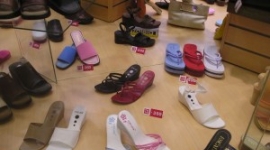 Украинский рынок одежды и обуви завален китайским ширпотребом