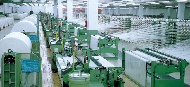 13 узбекских компаний получили статус организаторов хлопково-текстильного производства